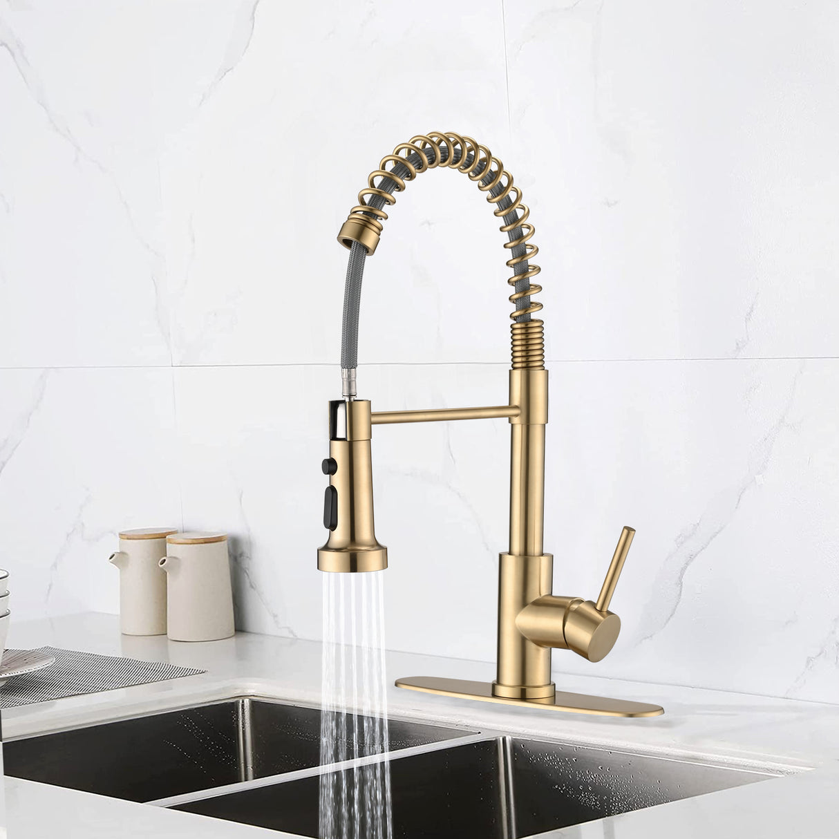 Pull Down Sprayer Spring Kitchen Sink Faucet Brushed Gold